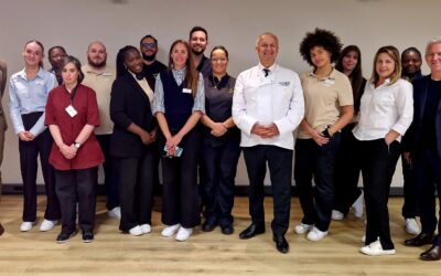 SEEPH 2025 : Expérimenter l’accueil accessible à travers un déjeuner dans le noir